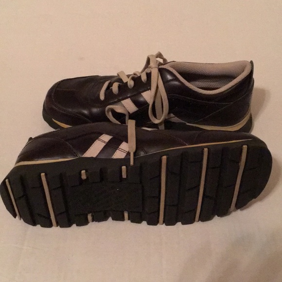 skechers mens shoes clearance